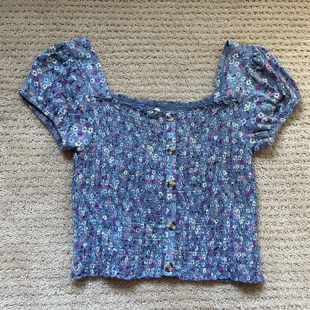 cute little ruched top